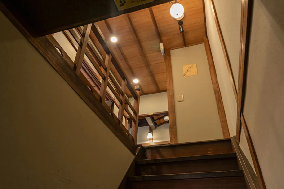 Licensed guesthouse with Kamo river view