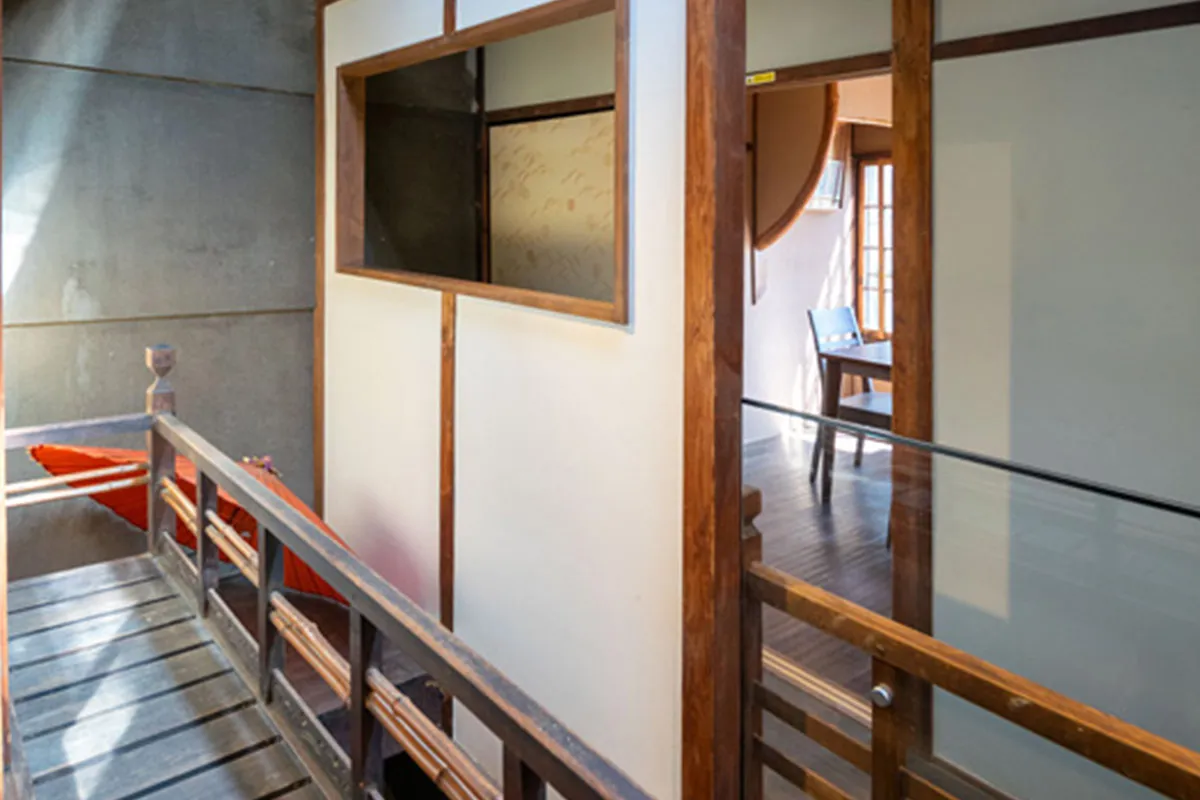 Licensed guesthouse with Kamo river view