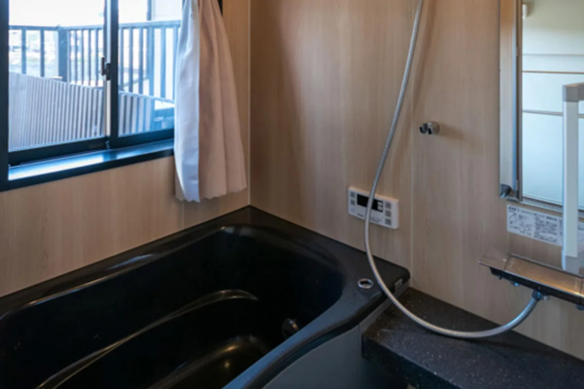 Licensed guesthouse with Kamo river view