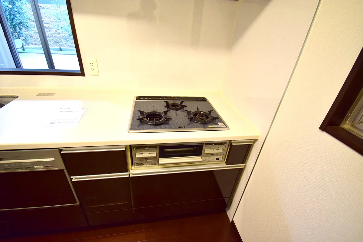 Heart of Kyoto: Ground Floor Condo with a Spacious Private Garden