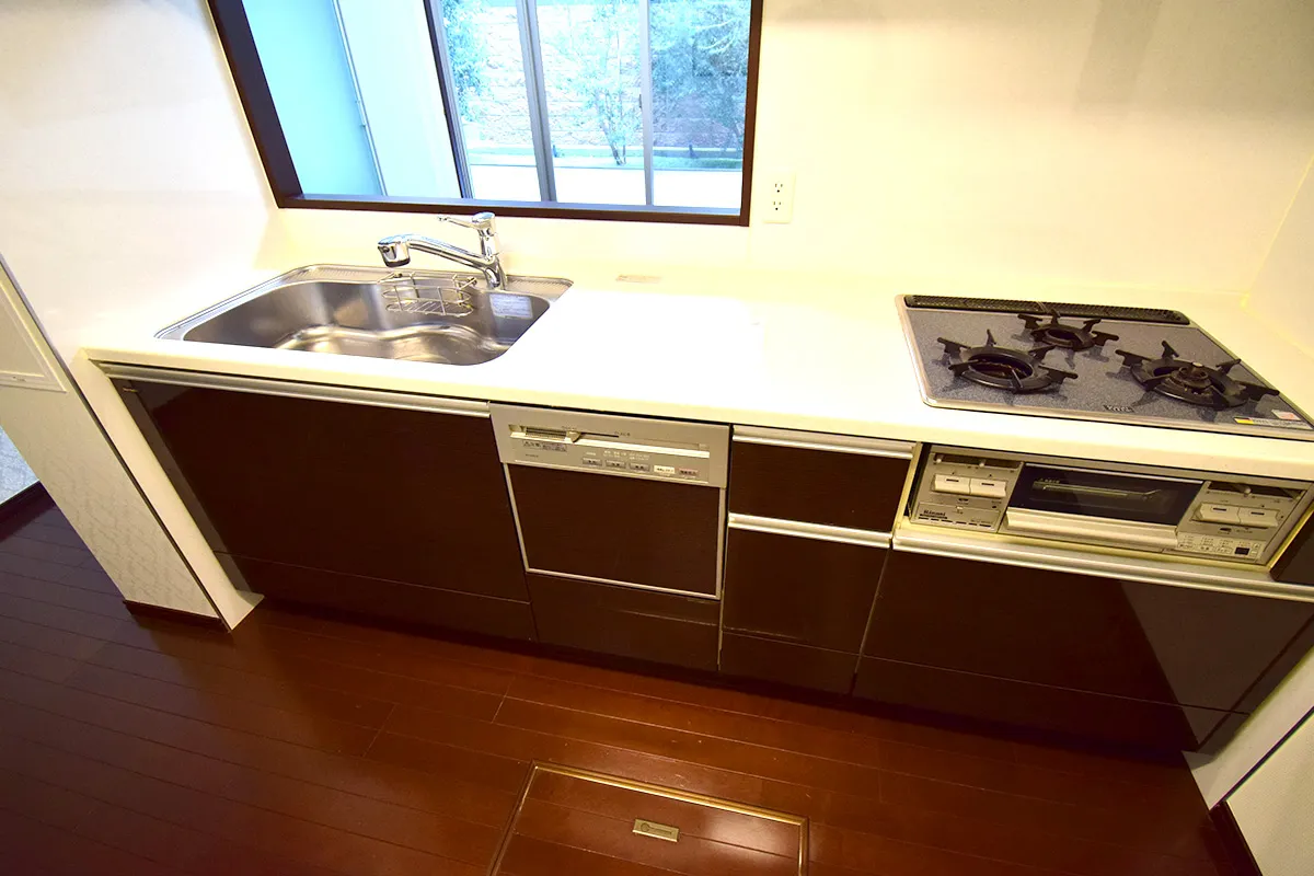 Heart of Kyoto: Ground Floor Condo with a Spacious Private Garden