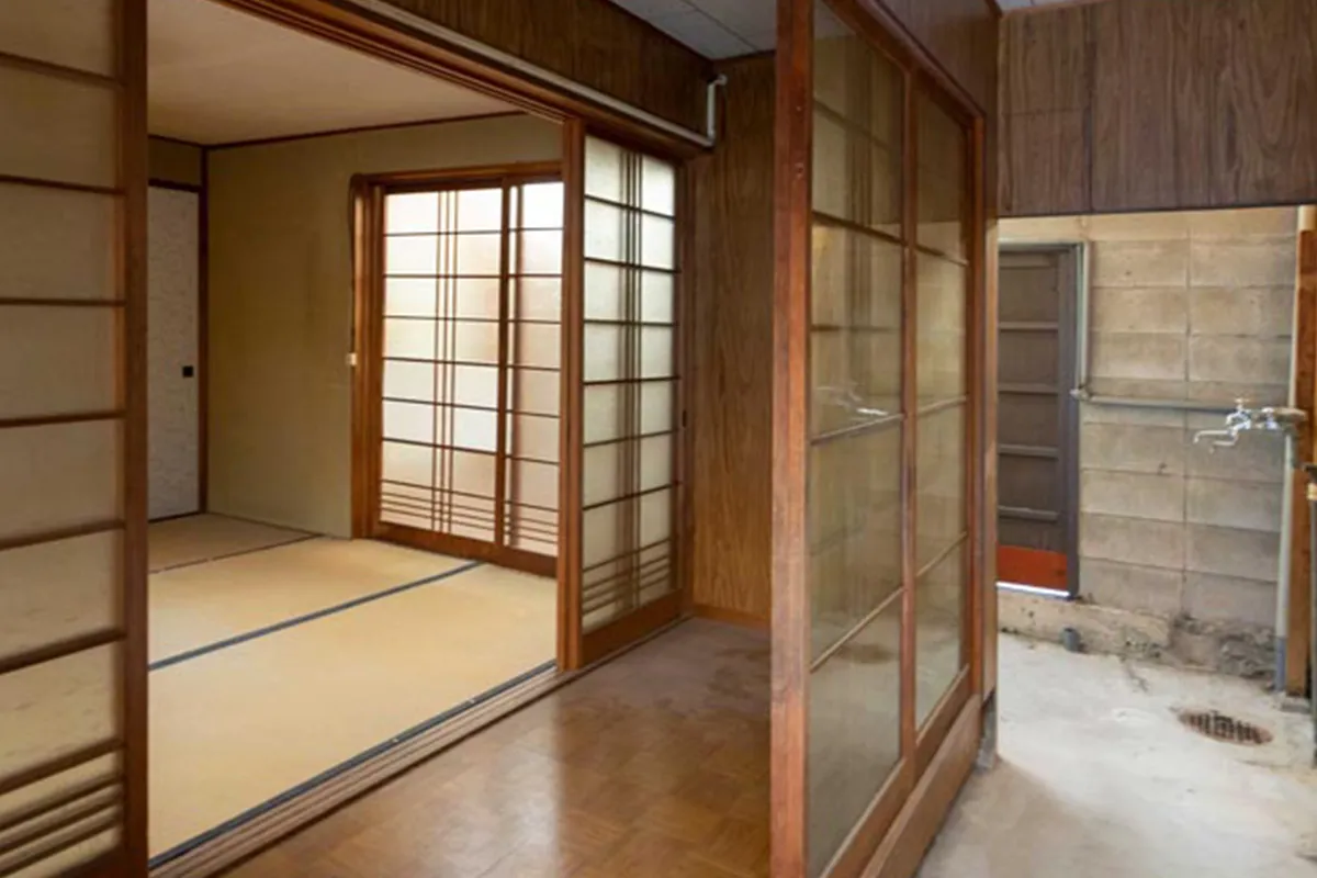 Kyomachiya with good access, about 3 minutes walk from Karasuma Station