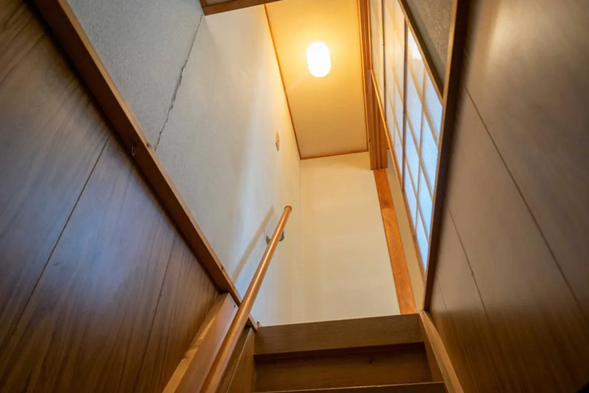 Kyomachiya with good access, about 3 minutes walk from Karasuma Station