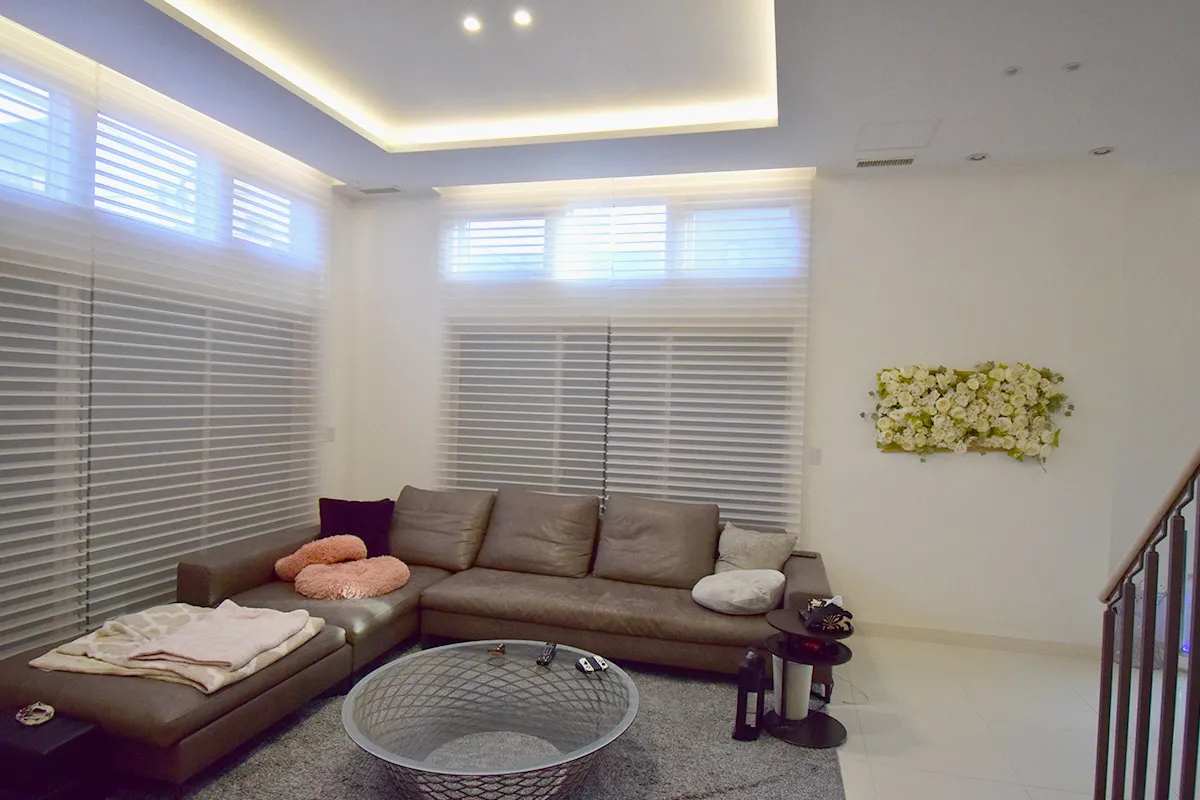 Contemporary Detached Home near Saiin Station with Expansive Interiors & Unique Split-Level Layout