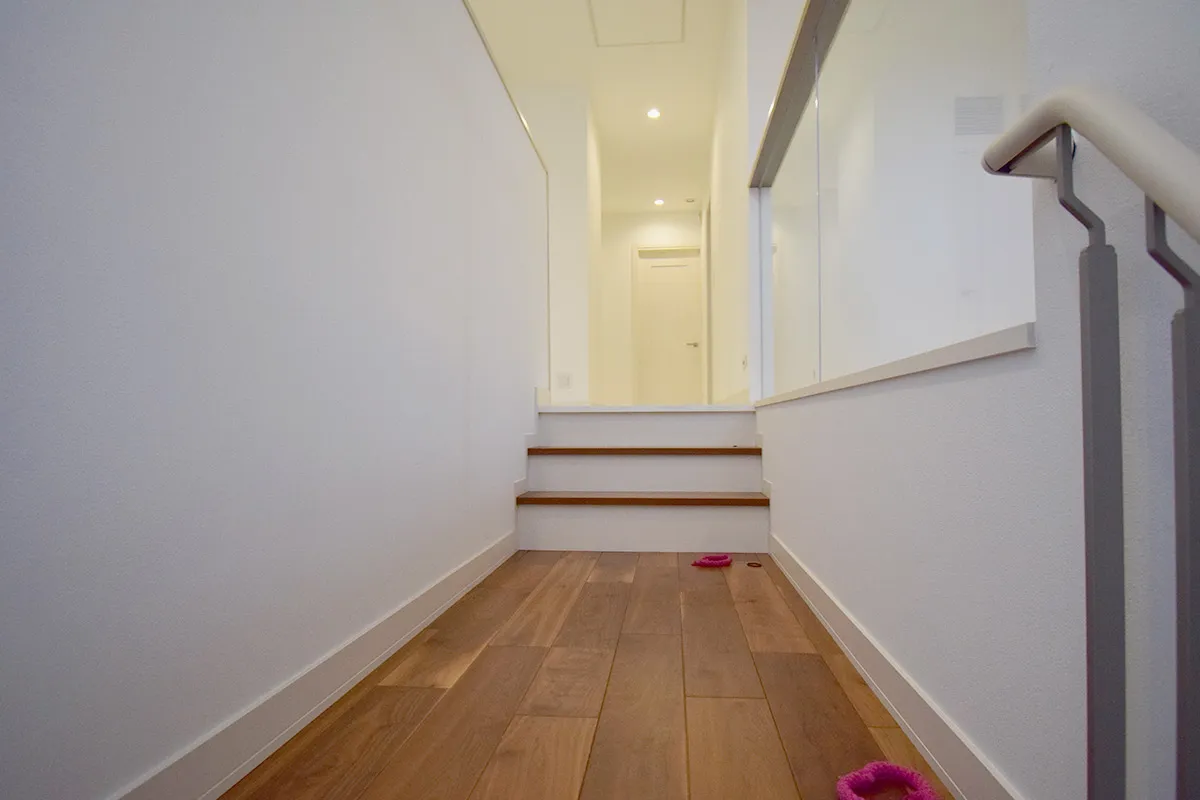 Contemporary Detached Home near Saiin Station with Expansive Interiors & Unique Split-Level Layout