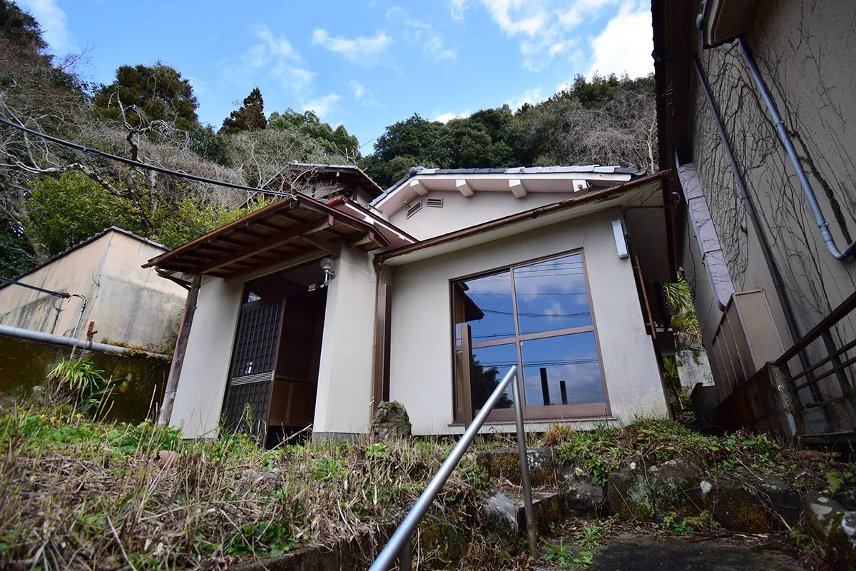 Kyoto Cultural Haven: Detached Home Just Minutes from the Philosopher’s Path with Scenic Balcony Views