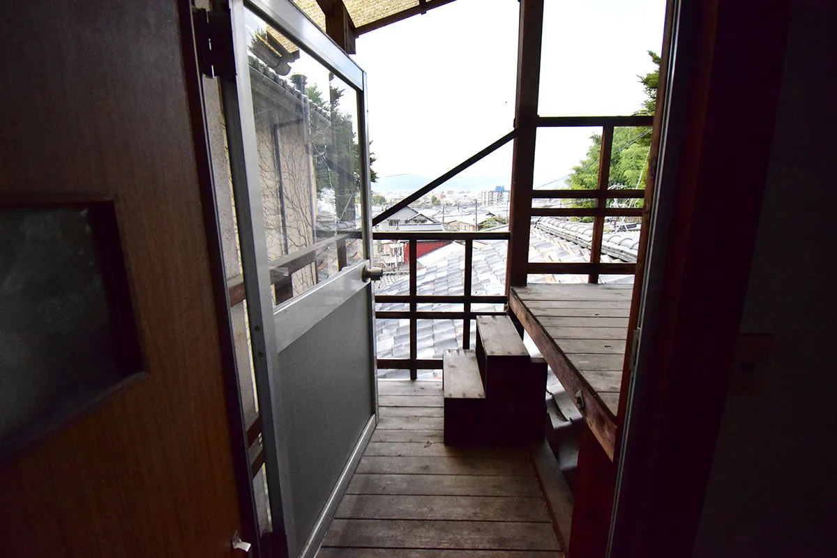 Kyoto Cultural Haven: Detached Home Just Minutes from the Philosopher’s Path with Scenic Balcony Views