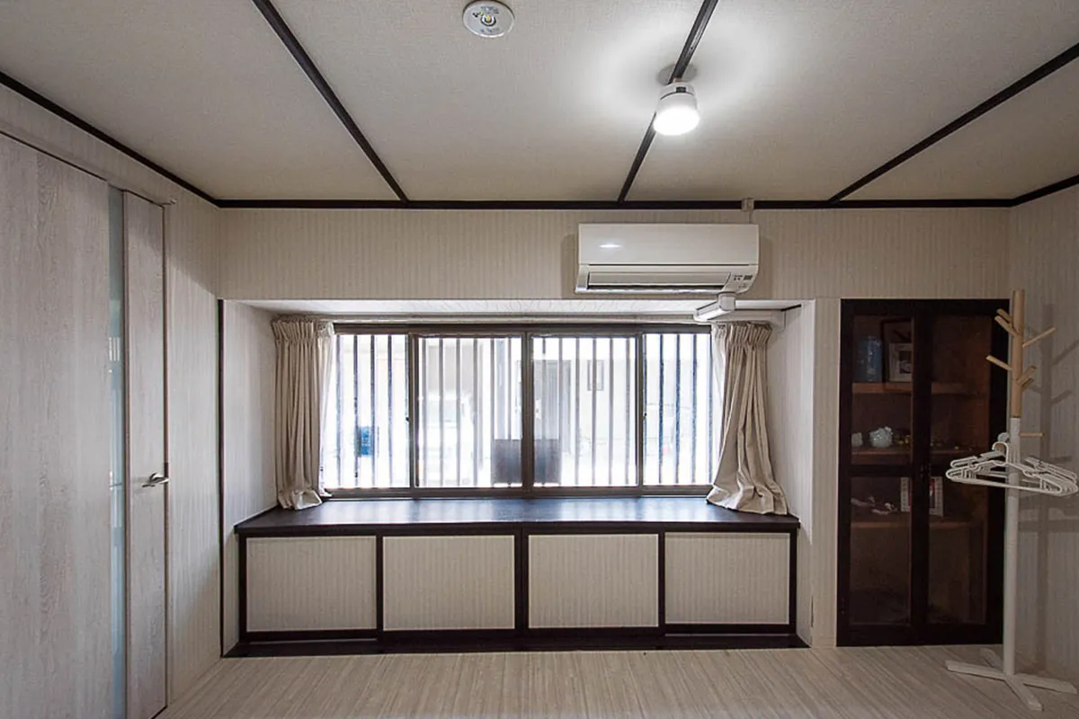 Fully renovated Licensed Guesthouse & Residence Steps from Nijo Castle