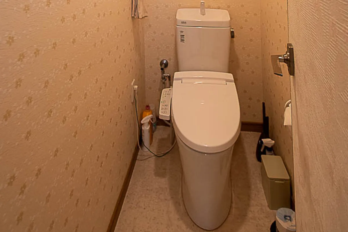 Fully renovated Licensed Guesthouse & Residence Steps from Nijo Castle