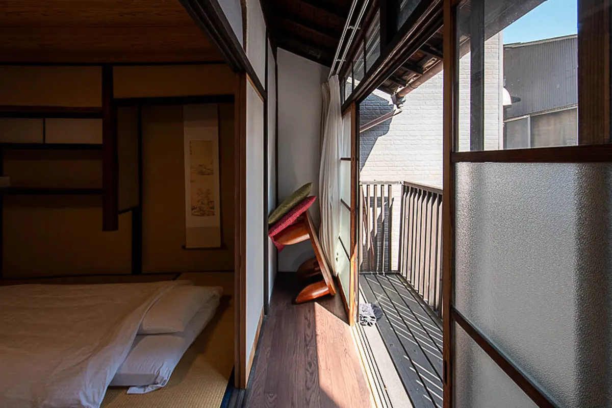 Fully renovated Licensed Guesthouse & Residence Steps from Nijo Castle