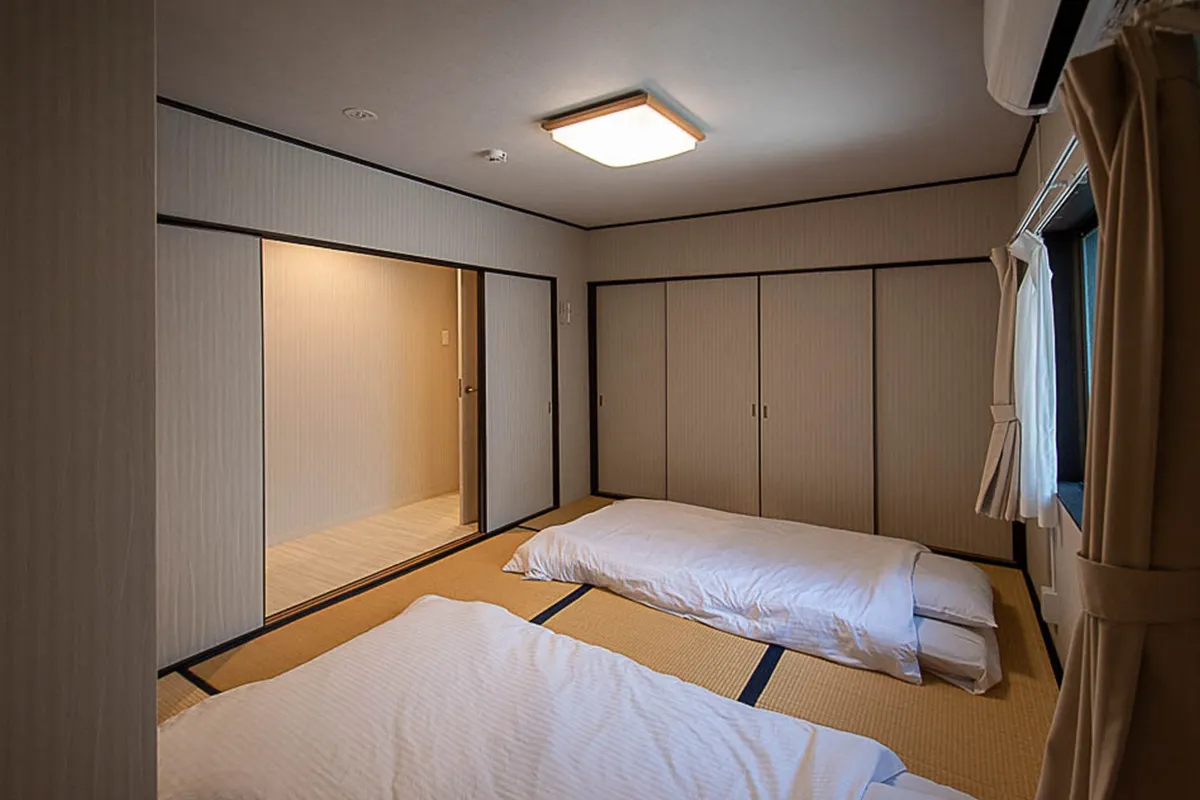 Fully renovated Licensed Guesthouse & Residence Steps from Nijo Castle