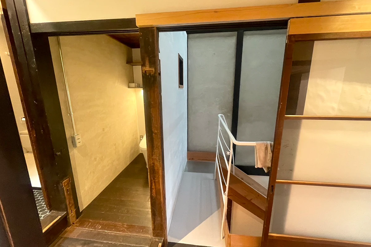 Fully Renovated Machiya Main House with Playful Slide & Private Courtyard