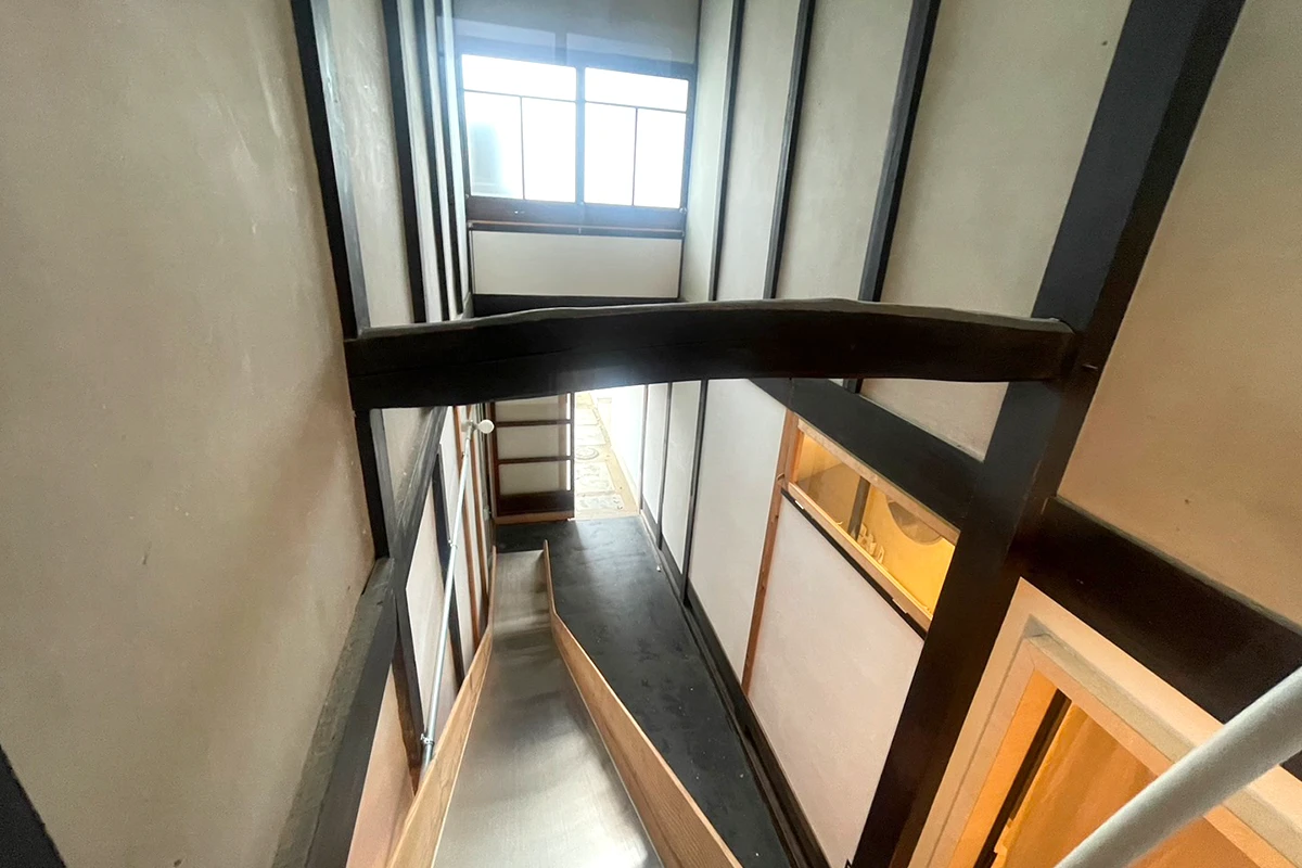 Fully Renovated Machiya Main House with Playful Slide & Private Courtyard