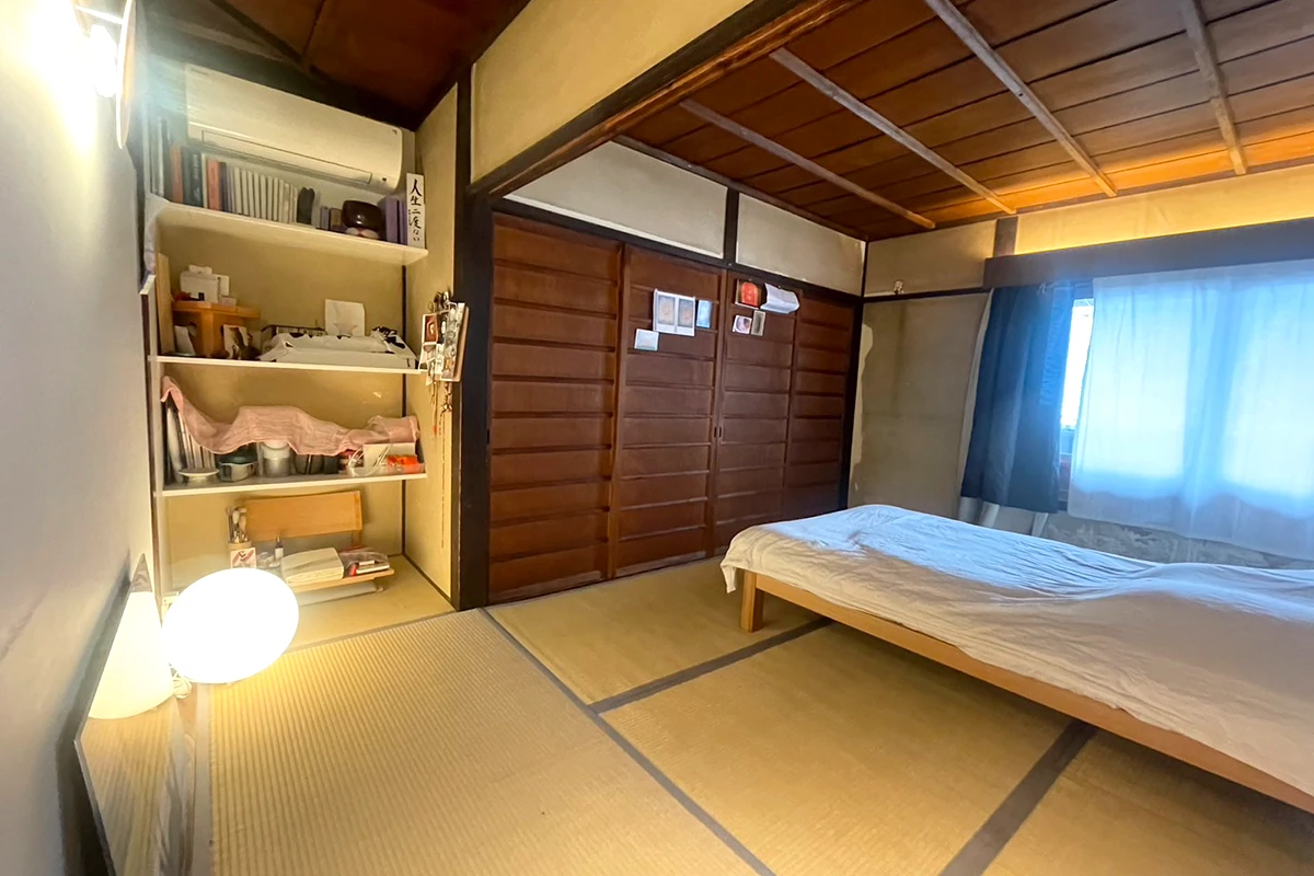Fully Renovated Machiya Main House with Playful Slide & Private Courtyard