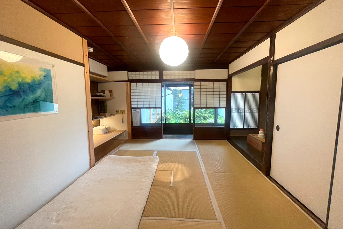 Fully Renovated Machiya Main House with Playful Slide & Private Courtyard