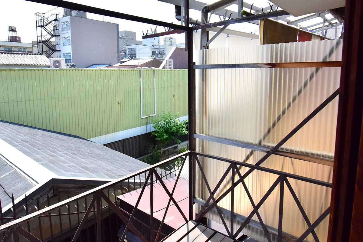 Unrenovated Historic Kyoto Machiya in a Vibrant Commercial District