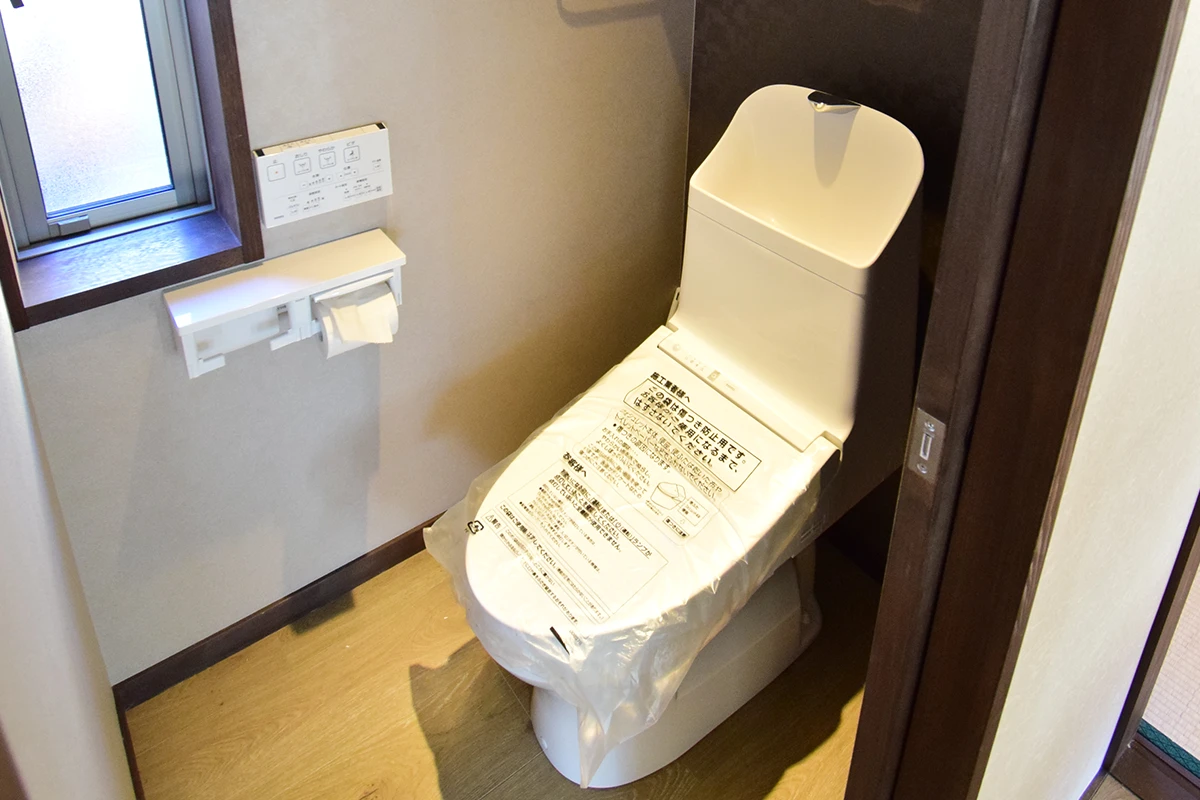 Kyoto Machiya Renaissance: Timeless Charm & Modern Comfort Steps from JR Nijo