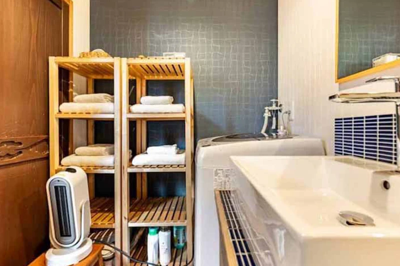 Licensed Guesthouse: Timeless Tradition Meets Modern Convenience in Ume-Koji