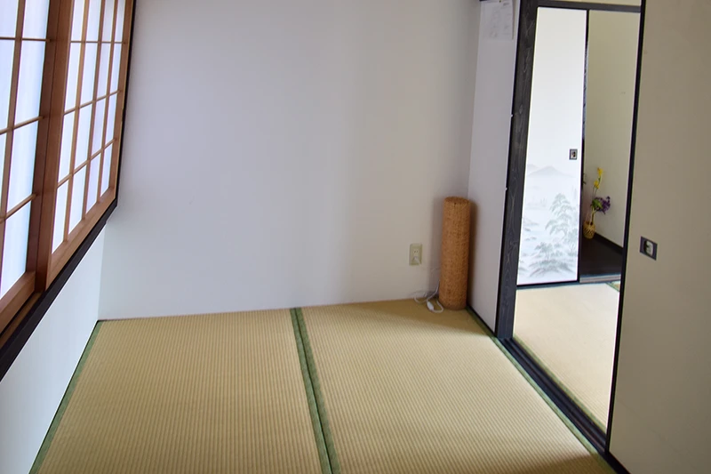 Kyoto Machiya in Juraku Kai: Timeless Tradition, Modern Functionality & Guesthouse Opportunity