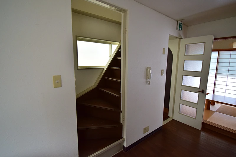 Guesthouse with Rooftop Views of the Kamo River and Kyoto Tower | 365 Days Licensed Guesthouse