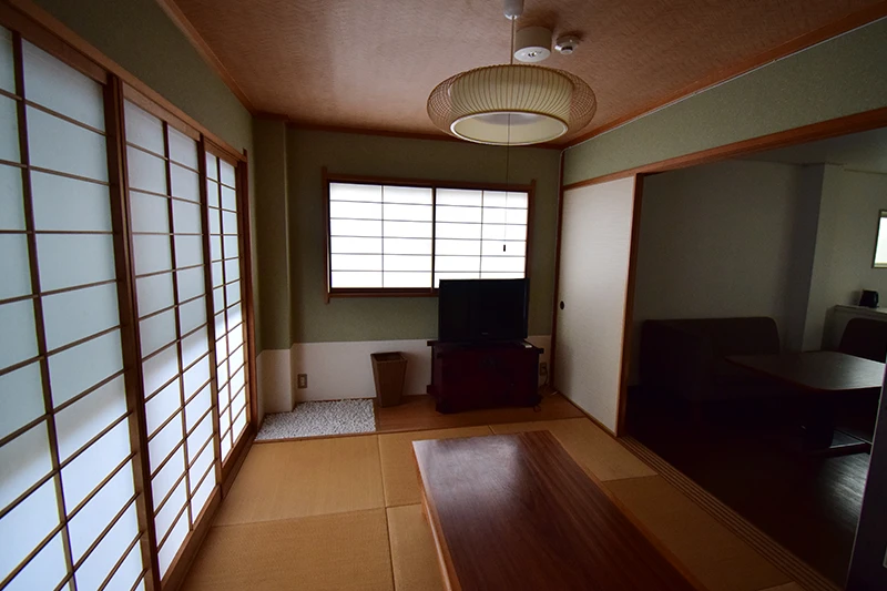 Guesthouse with Rooftop Views of the Kamo River and Kyoto Tower | 365 Days Licensed Guesthouse