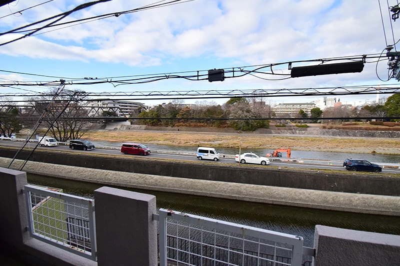 Guesthouse with Rooftop Views of the Kamo River and Kyoto Tower | 365 Days Licensed Guesthouse