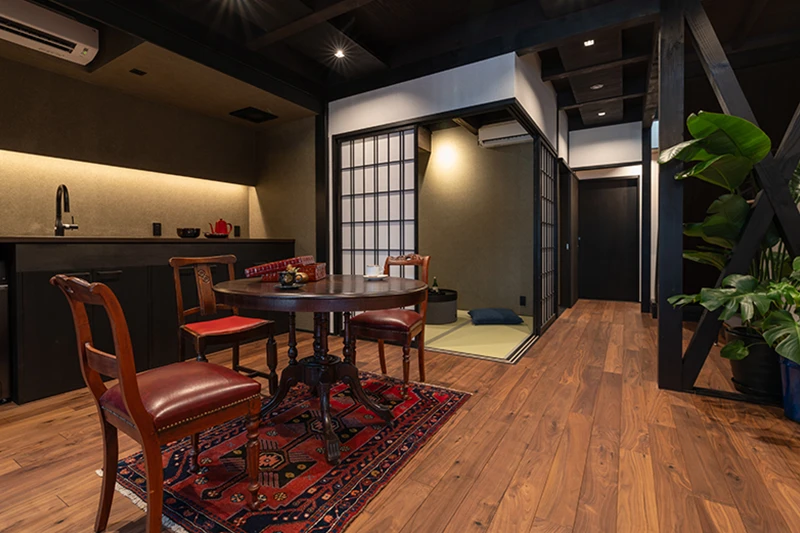 Kyoto Machiya with Licensed Guesthouse Operation (365 days licensed guesthouse)