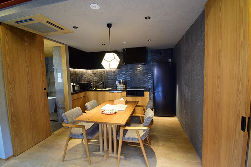 A 3-Story Guesthouse with Panoramic Rooftop Views of Kyoto