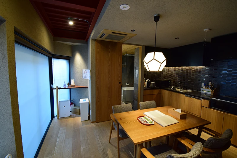 A 3-Story Guesthouse with Panoramic Rooftop Views of Kyoto