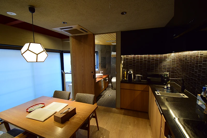 A 3-Story Guesthouse with Panoramic Rooftop Views of Kyoto