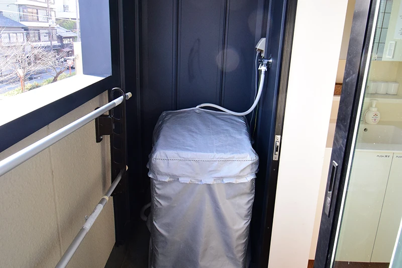 A 3-Story Guesthouse with Panoramic Rooftop Views of Kyoto