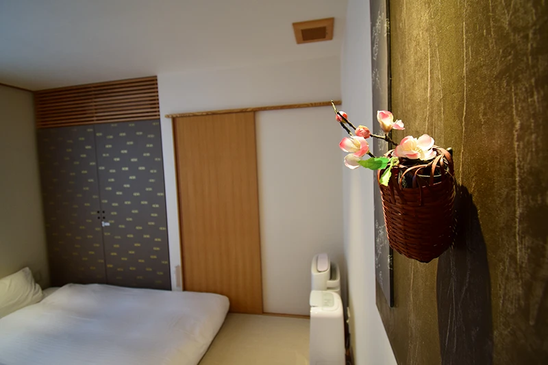 A 3-Story Guesthouse with Panoramic Rooftop Views of Kyoto