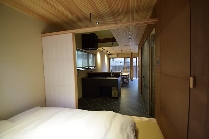 Kyoto Machiya Approved for 180-Day Minpaku Operation (West & East Buildings)